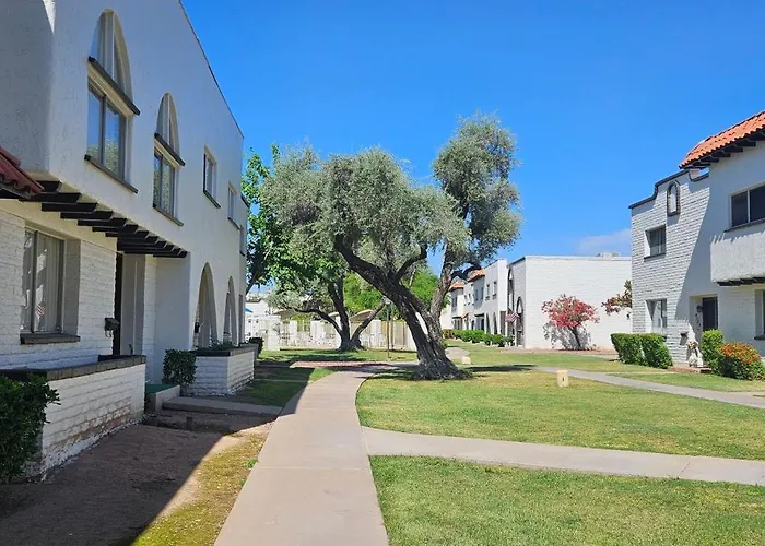 Walk To Old Town 3 Full Bathrooms 4 Bedrooms 5 Actual Beds Scottsdale