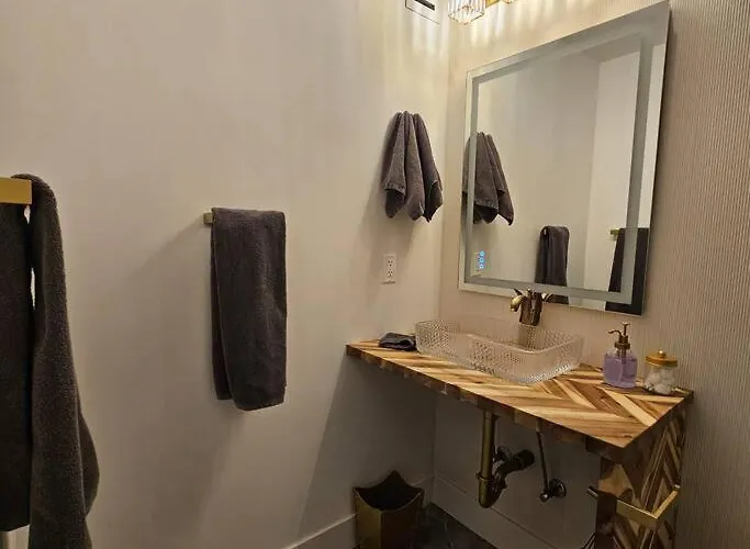 Holiday home Walk To Old Town 3 Full Bathrooms 4 Bedrooms 5 Actual Beds
